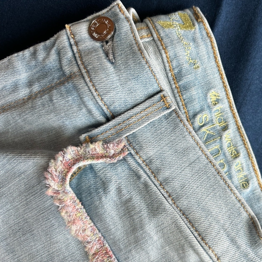 7 For All Mankind High Waist Ankle Skinny With Rainbow Fringe size 30  🌈 👖 - Picture 12 of 16